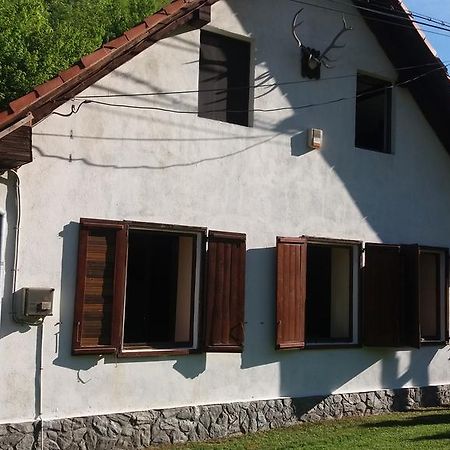 Villa Casa Sasca Montană Exterior foto